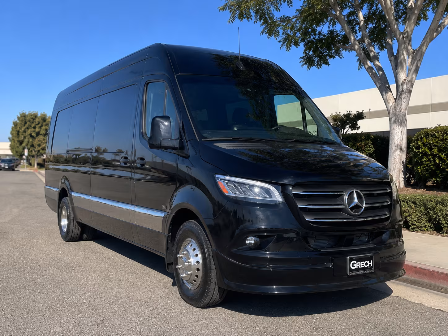 Fullerton Wedding Transportation & Shuttle Service
