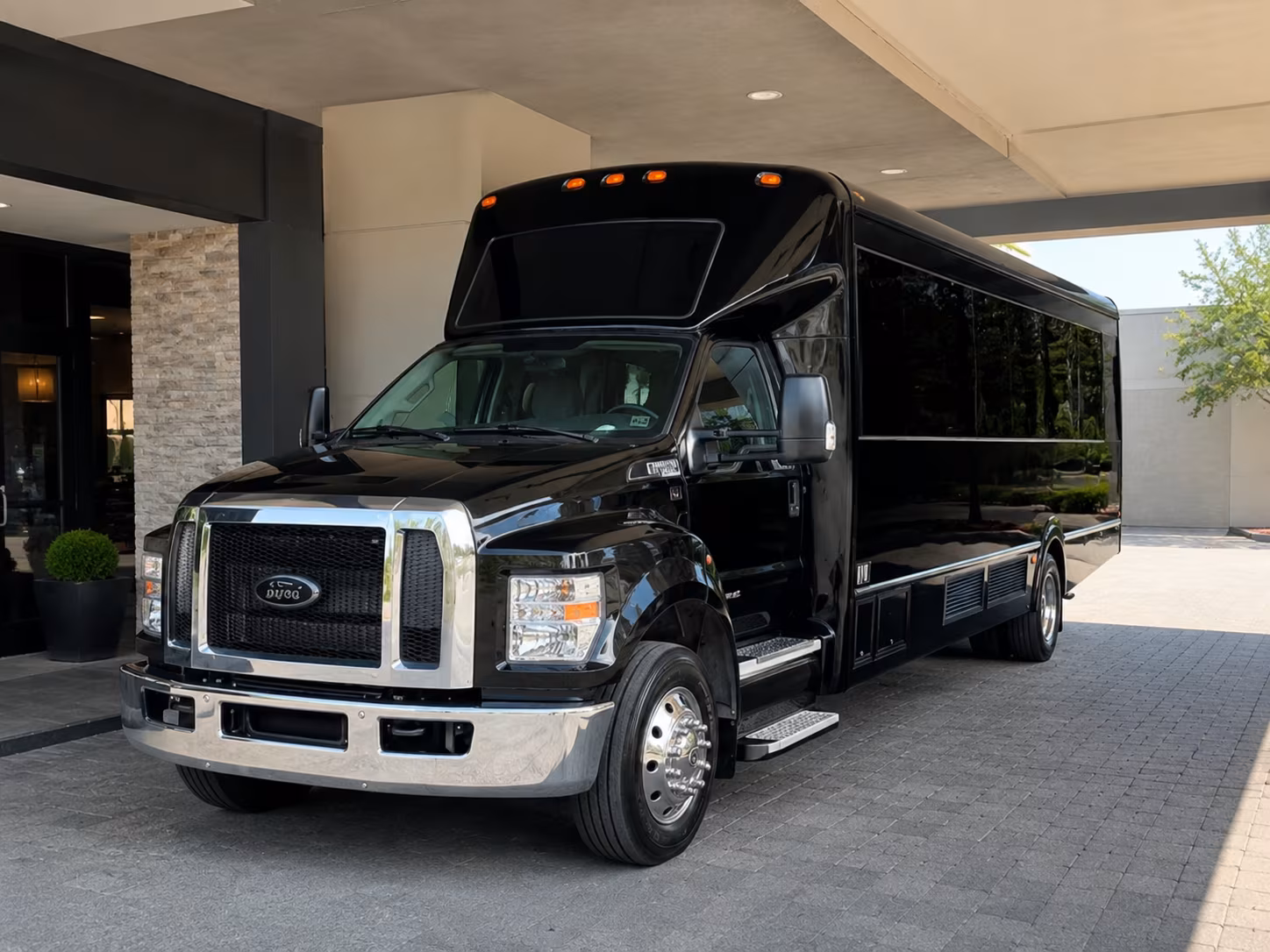 Orange Winery Tour & Pub Crawl Transportation party bus exterior